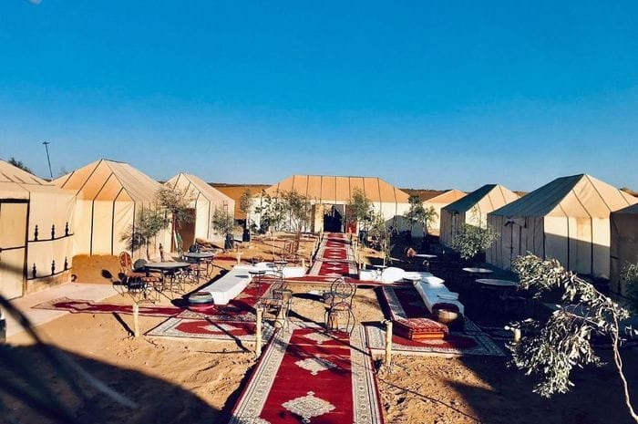 Camping in the sahara